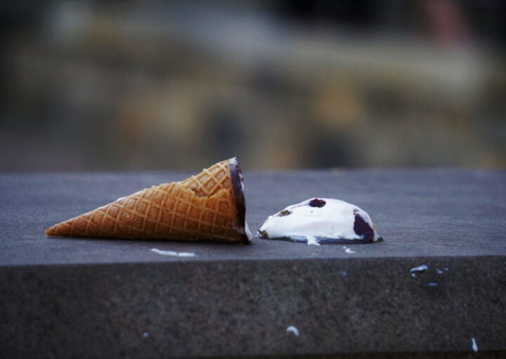 6 errores comunes en la contratación de personal privado 2 Un cono de helado con chispas de chocolate encima.